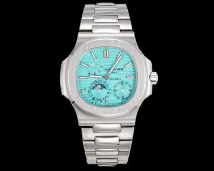 Patek Philippe Nautilus 5712GR Super Réplica 1:1 - Calibre 240 PS IRM C LU 1131414280 - front view | Nautilus